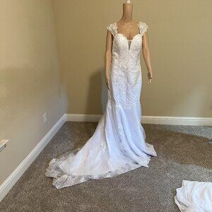 NWT-Wedding Dress Size 14
